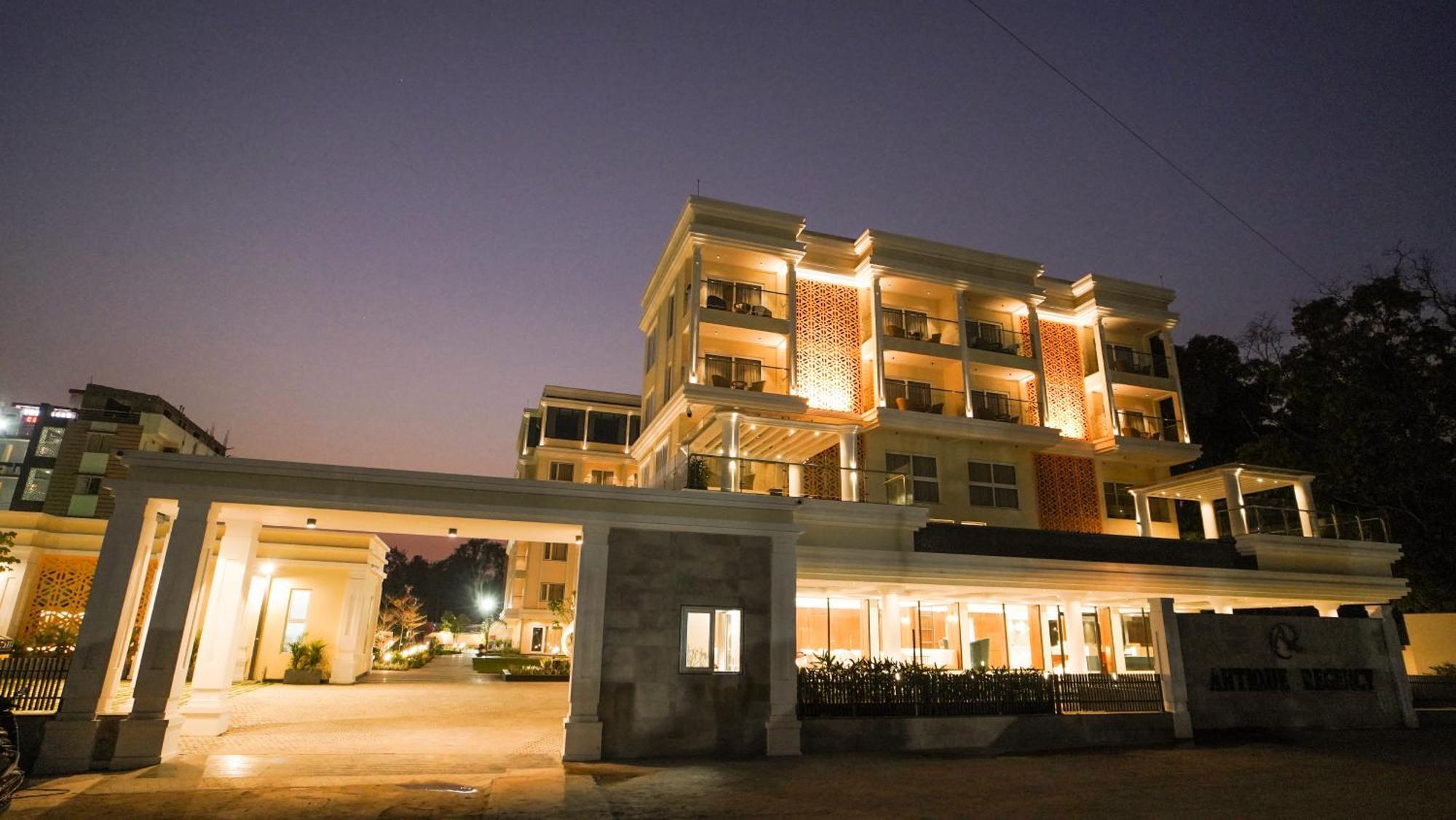 Antique Regency !! Luxurious Hotel In Digha !! Zewnętrze zdjęcie