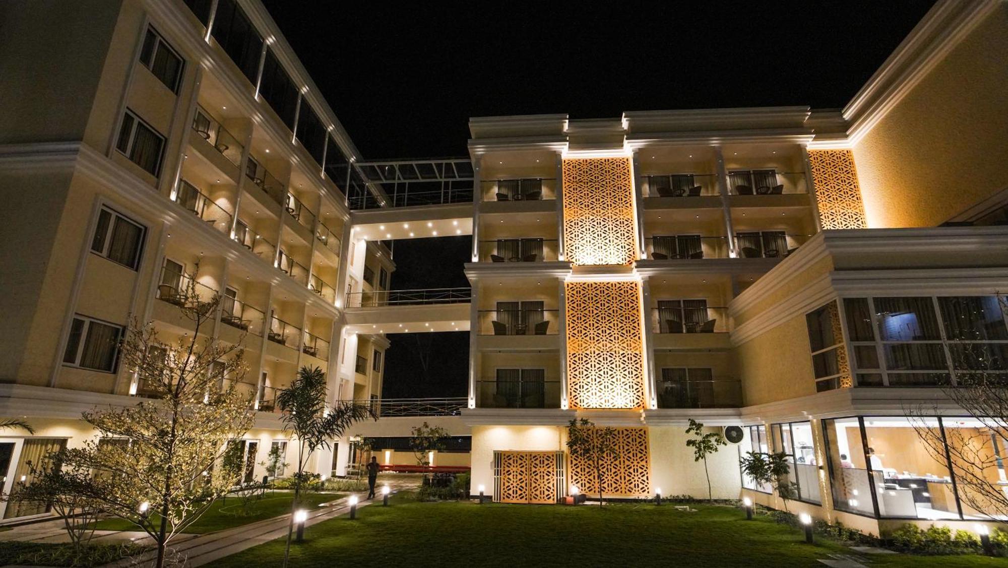 Antique Regency !! Luxurious Hotel In Digha !! Zewnętrze zdjęcie
